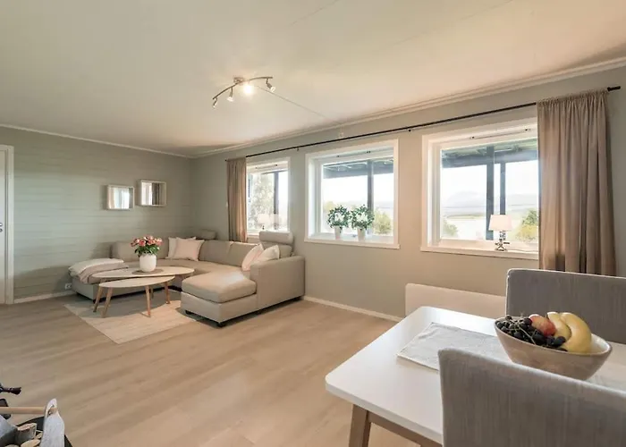 דירה Modern Fjord View Apt Near City